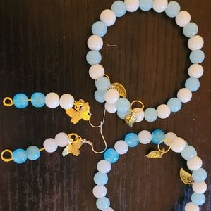 Handmade Bangle Bracelet with glass beads /Earing set Blue White